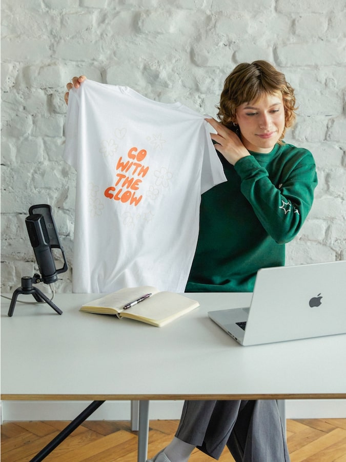 Sell Print On Demand through social media Sell Print on Demand Through Social Media 2